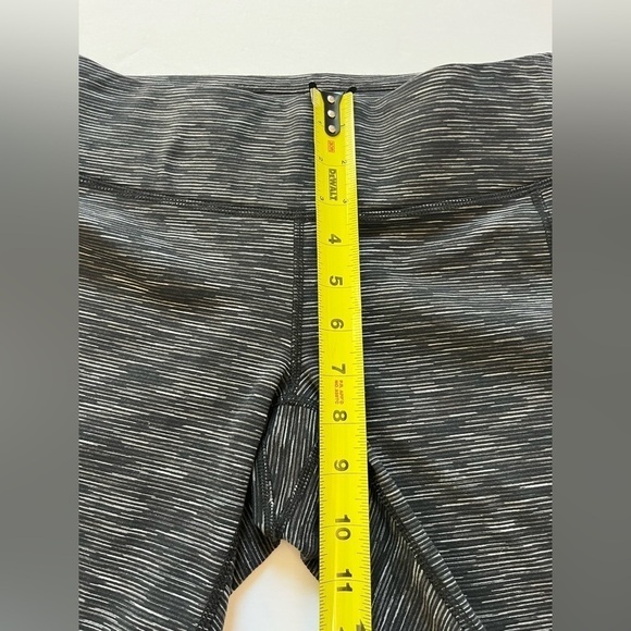 Lucy Powermax Capri Leggings Size Small - Picture 6 of 9